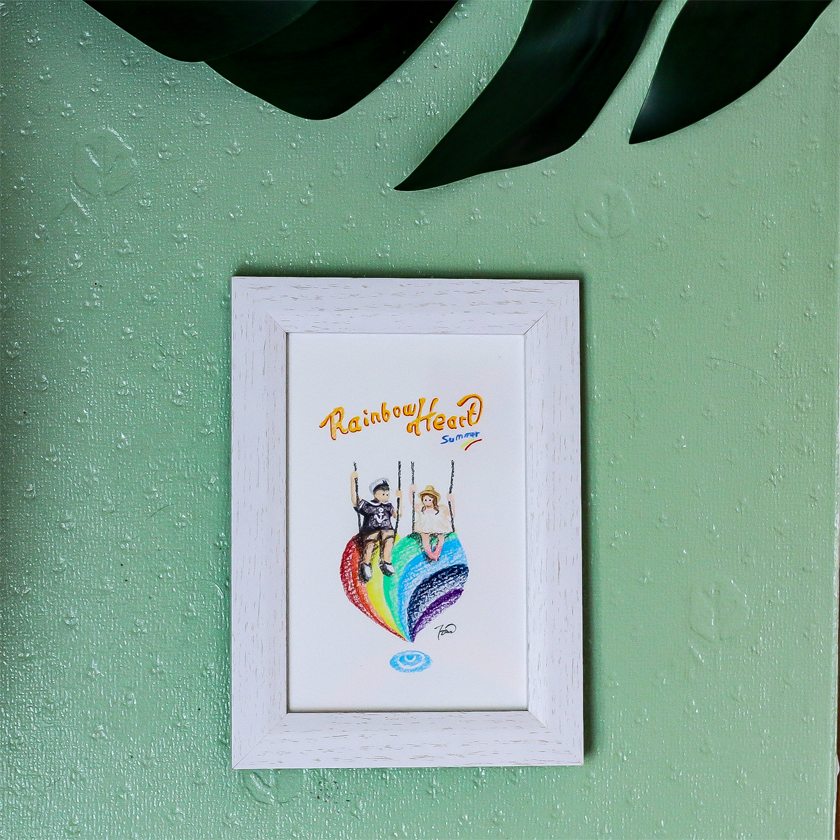 moguの色鉛筆画　ほのぼの可愛い癒し　レインボーハート・夏
